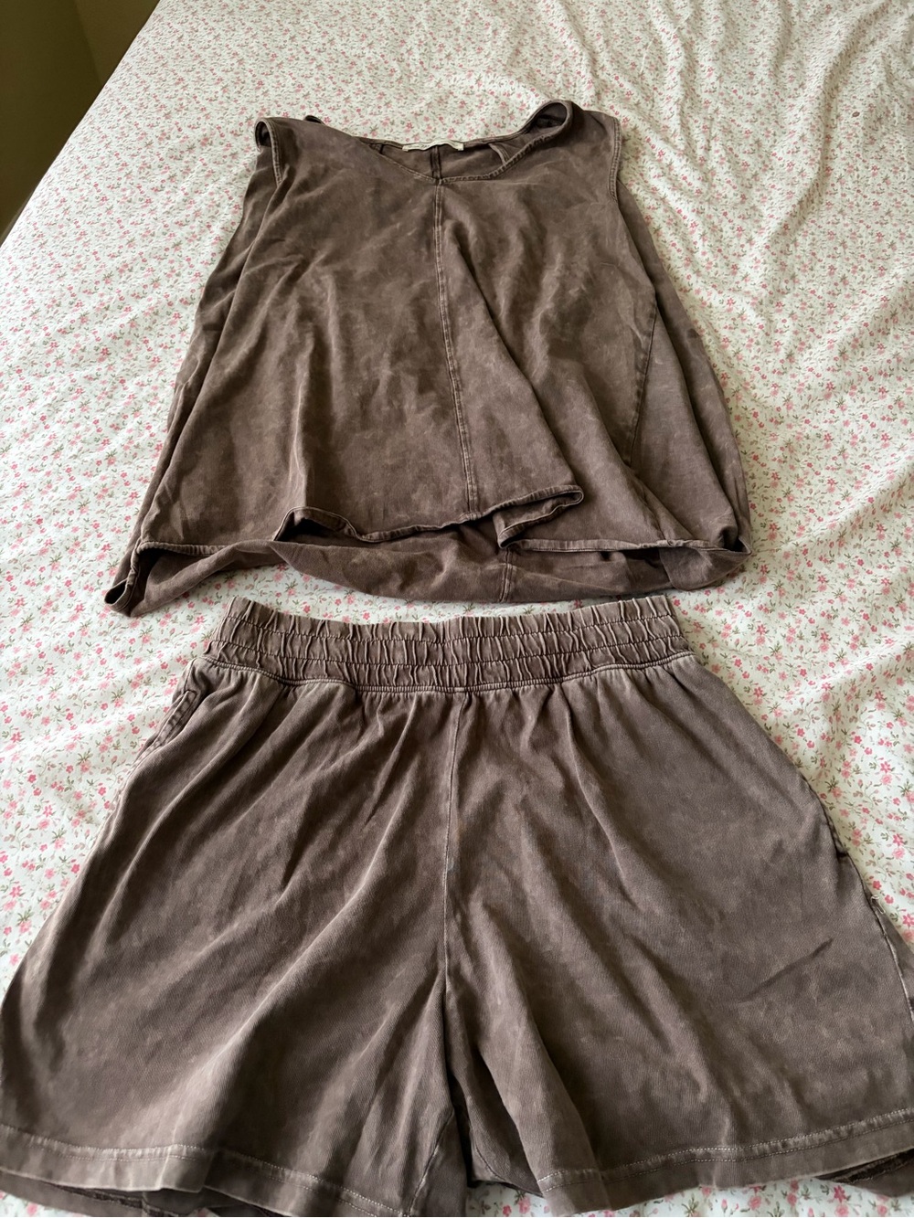 Brown Washed Sleeveless Tank Top and shorts brand new without tag!